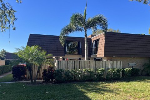 Touwnhouse à Palm Beach Gardens, Floride 2 chambres, 148.27 m2 № 2352147