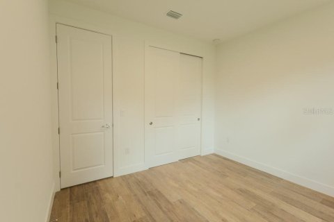 Casa en venta en North Port, Florida, 4 dormitorios, 157.38 m2 № 2196663 - foto 14