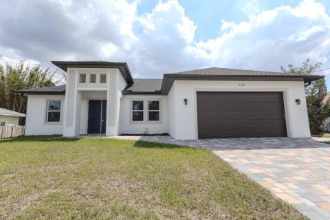 House in North Port, Florida 4 bedrooms, 157.38 sq.m. № 2196663