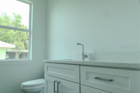 Casa en venta en North Port, Florida, 4 dormitorios, 157.38 m2 № 2196663 - foto 12