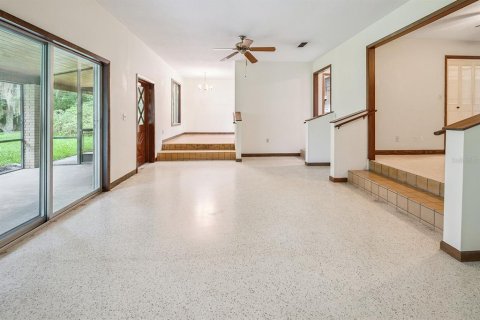 House in Keystone Heights, Florida 3 bedrooms, 157.19 sq.m. № 1844340 - photo 9