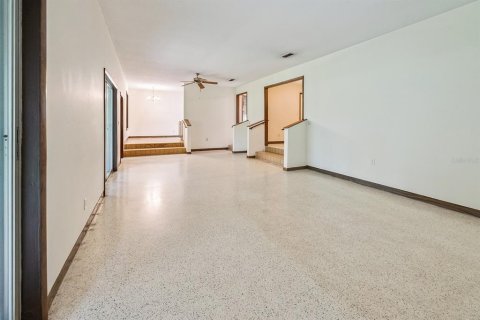 House in Keystone Heights, Florida 3 bedrooms, 157.19 sq.m. № 1844340 - photo 8