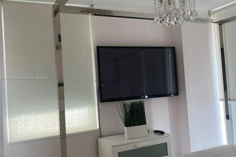 Купить кондоминиум в Майами-Бич, Флорида 1 спальня, 49.24м2, № 1985606 - фото 10