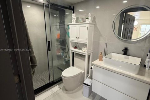 Снять в аренду кондоминиум в Хайалиа, Флорида 1 спальня, 69.58м2, № 1990649 - фото 4