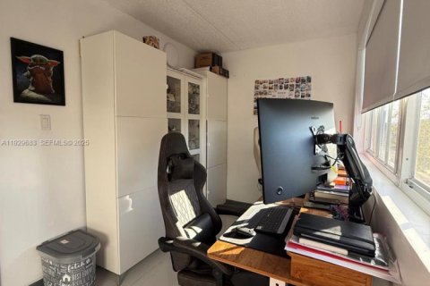 Снять в аренду кондоминиум в Хайалиа, Флорида 1 спальня, 69.58м2, № 1990649 - фото 14