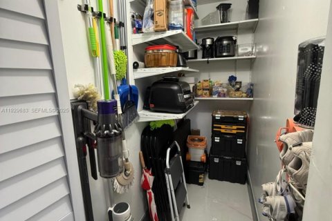 Снять в аренду кондоминиум в Хайалиа, Флорида 1 спальня, 69.58м2, № 1990649 - фото 16