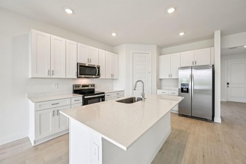 House in Port St. Lucie, Florida 4 bedrooms, 262.91 sq.m. № 2185658 - photo 14