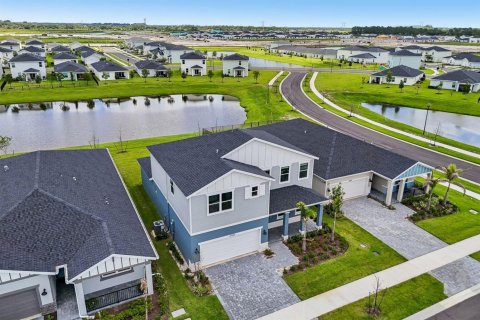 House in Port St. Lucie, Florida 4 bedrooms, 262.91 sq.m. № 2185658 - photo 8