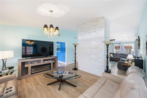 Casa en venta en Punta Gorda, Florida, 4 dormitorios, 301.1 m2 № 2197154 - foto 27