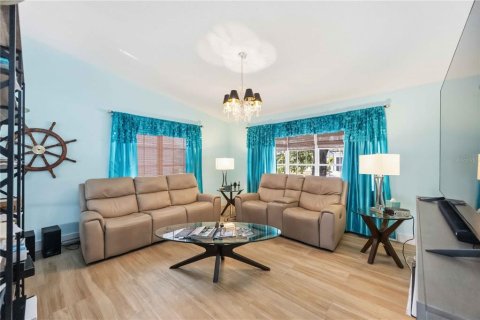 Casa en venta en Punta Gorda, Florida, 4 dormitorios, 301.1 m2 № 2197154 - foto 25