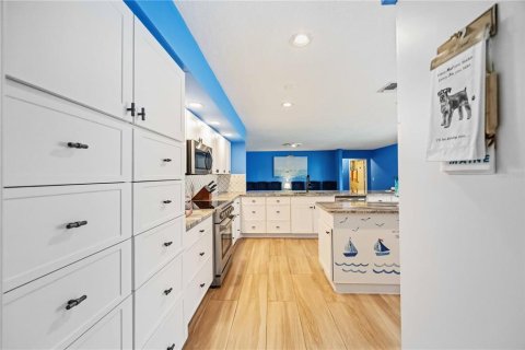 Casa en venta en Punta Gorda, Florida, 4 dormitorios, 301.1 m2 № 2197154 - foto 21