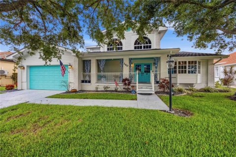 House in Punta Gorda, Florida 4 bedrooms, 301.1 sq.m. № 2197154