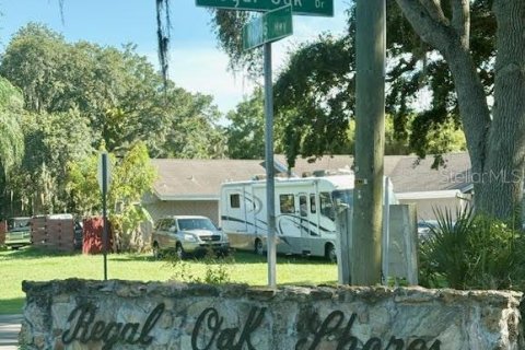 Casa en venta en Kissimmee, Florida, 5 dormitorios, 208.29 m2 № 1835590 - foto 24
