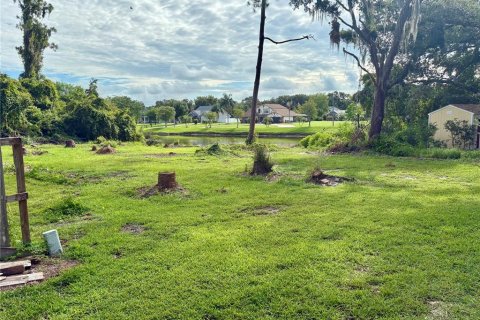 Casa en venta en Kissimmee, Florida, 5 dormitorios, 208.29 m2 № 1835590 - foto 25