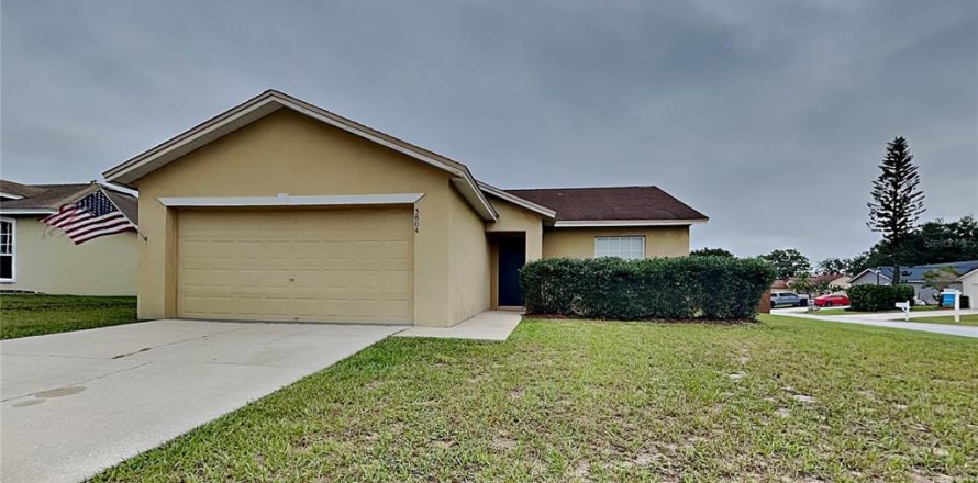 Villa ou maison à Lakeland, Floride 3 chambres, 114.08 m2 № 2418746
