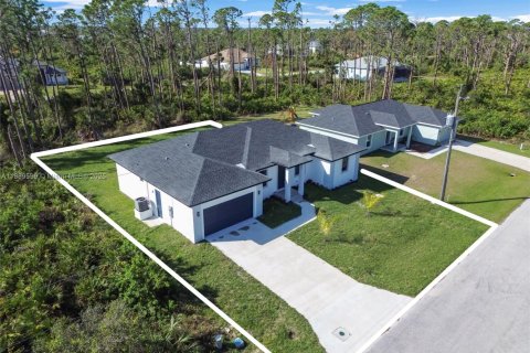 Casa en venta en Port Charlotte, Florida, 4 dormitorios, 167.22 m2 № 1946175 - foto 5