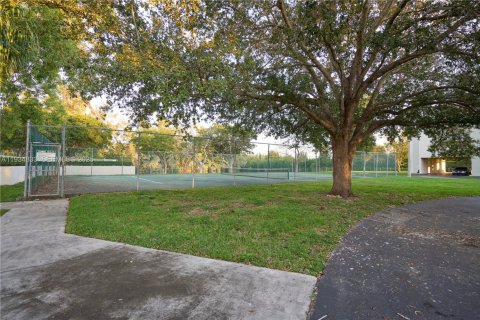 Condominio en venta en Cutler Bay, Florida, 1 dormitorio, 70.61 m2 № 1993650 - foto 19