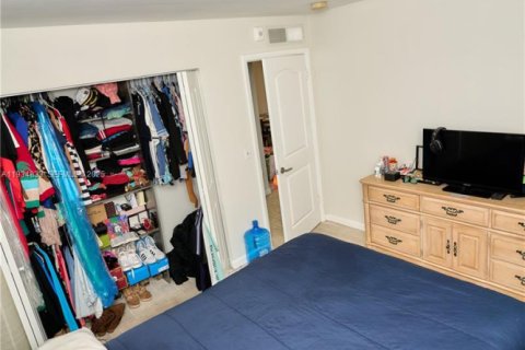 Condominio en venta en Cutler Bay, Florida, 1 dormitorio, 70.61 m2 № 1993650 - foto 14