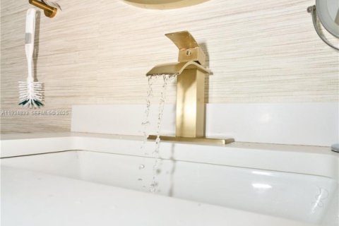 Condominio en venta en Cutler Bay, Florida, 1 dormitorio, 70.61 m2 № 1993650 - foto 10