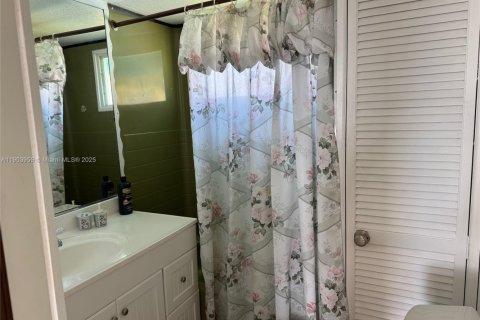 Apartment in Key Largo, Florida 3 bedrooms, 159.61 sq.m. № 2012943 - photo 8