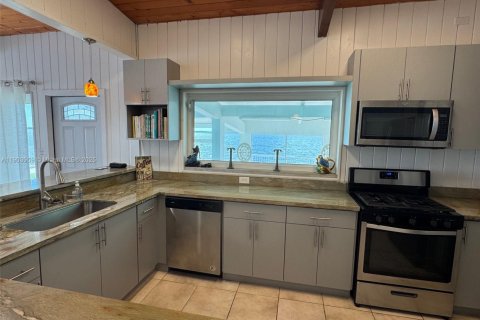 Apartment in Key Largo, Florida 3 bedrooms, 159.61 sq.m. № 2012943 - photo 5