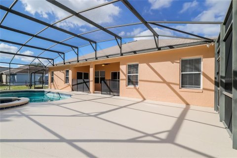 Casa en venta en Kissimmee, Florida, 4 dormitorios, 221.48 m2 № 2309930 - foto 15