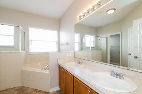 Casa en venta en Kissimmee, Florida, 4 dormitorios, 221.48 m2 № 2309930 - foto 13