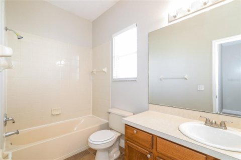 Casa en venta en Kissimmee, Florida, 4 dormitorios, 221.48 m2 № 2309930 - foto 9