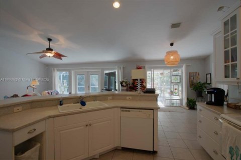 Villa ou maison à vendre à Ormond Beach, Floride: 3 chambres № 1956667 - photo 6