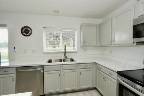 Villa ou maison à louer à Clermont, Floride: 5 chambres, 272.95 m2 № 2388720 - photo 10