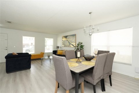 Villa ou maison à louer à Clermont, Floride: 5 chambres, 272.95 m2 № 2388720 - photo 5