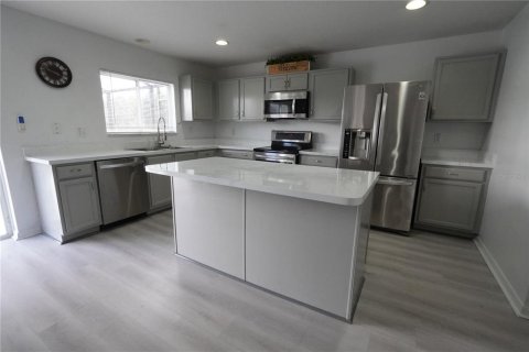 Villa ou maison à louer à Clermont, Floride: 5 chambres, 272.95 m2 № 2388720 - photo 8