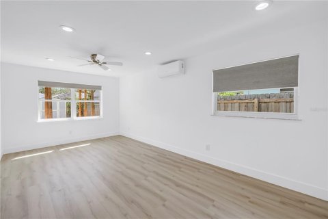 Villa ou maison à louer à Dunedin, Floride: 4 chambres, 204.38 m2 № 1916447 - photo 20