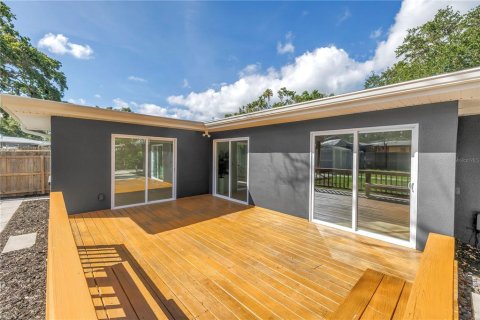 Villa ou maison à louer à Dunedin, Floride: 4 chambres, 204.38 m2 № 1916447 - photo 24