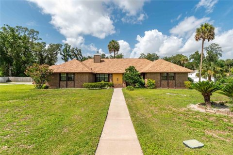 Casa en venta en Ocala, Florida, 4 dormitorios, 306.95 m2 № 1798106 - foto 1