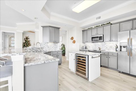 Купить кондоминиум в Энглвуд, Флорида 11 комнат, 256.5м2, № 2092031 - фото 17