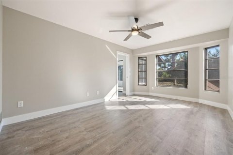 House in Englewood, Florida 3 bedrooms, 146.79 sq.m. № 1907492 - photo 19