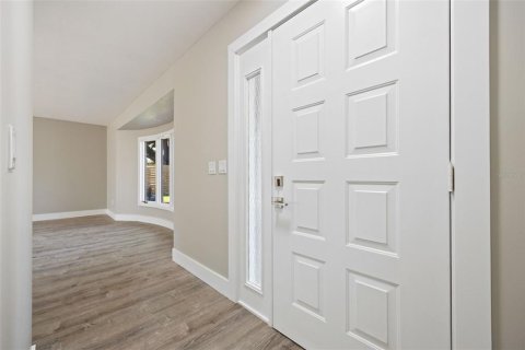 House in Englewood, Florida 3 bedrooms, 146.79 sq.m. № 1907492 - photo 3