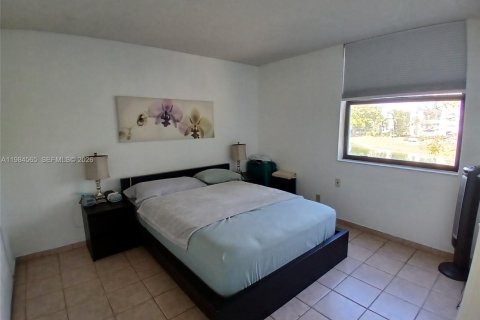 Condominio en venta en Miami, Florida, 2 dormitorios, 86.96 m2 № 2045742 - foto 22