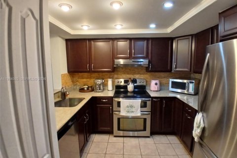 Condominio en venta en Miami, Florida, 2 dormitorios, 86.96 m2 № 2045742 - foto 8