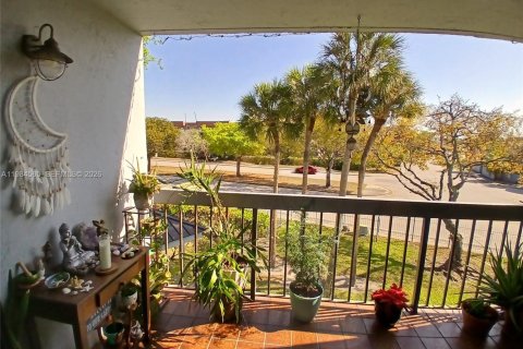 Condominio en venta en Miami, Florida, 2 dormitorios, 86.96 m2 № 2045742 - foto 14