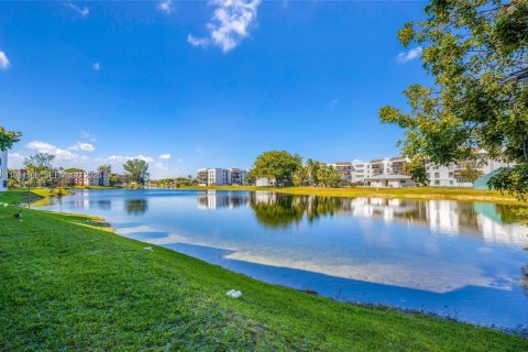 Condominio en venta en Miami, Florida, 2 dormitorios, 86.96 m2 № 2045742 - foto 27