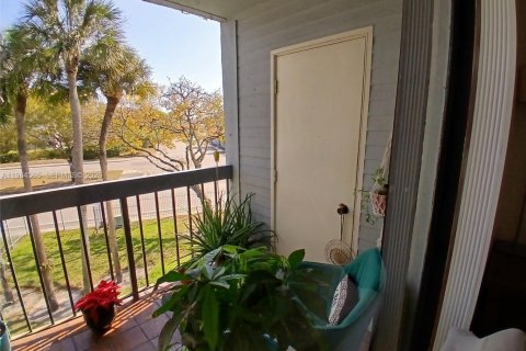 Condominio en venta en Miami, Florida, 2 dormitorios, 86.96 m2 № 2045742 - foto 15