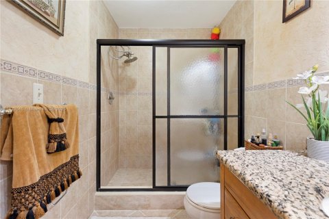 House in Deerfield Beach, Florida 3 bedrooms, 138.05 sq.m. № 1811945 - photo 18