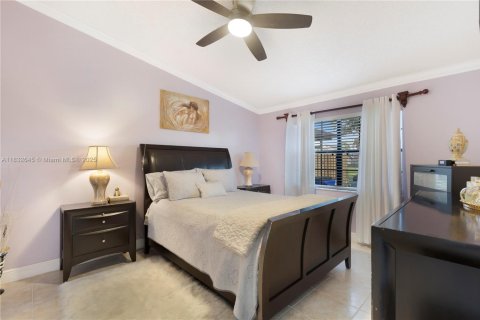 House in Deerfield Beach, Florida 3 bedrooms, 138.05 sq.m. № 1811945 - photo 14