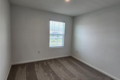 Townhouse in Apopka, Florida 3 bedrooms, 137.12 sq.m. № 1916780 - photo 25