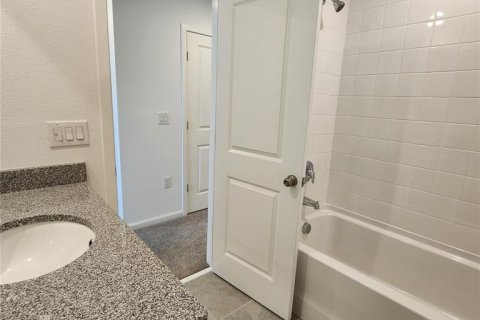 Townhouse in Apopka, Florida 3 bedrooms, 137.12 sq.m. № 1916780 - photo 20