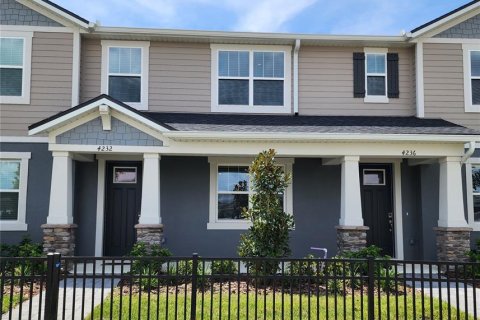 Townhouse in Apopka, Florida 3 bedrooms, 137.12 sq.m. № 1916780 - photo 2
