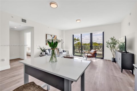 Appartement à louer à Oakland Park, Floride: 2 chambres, 112.23 m2 № 1839521 - photo 4