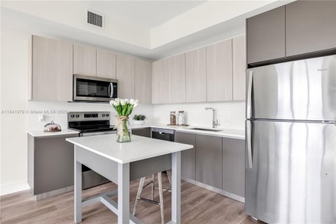 Appartement à louer à Oakland Park, Floride: 2 chambres, 112.23 m2 № 1839521 - photo 3